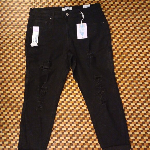 WAX JEANS Boyfriend Stretch Black Distressed Denim Jeans Size 16 NWT - Picture 1 of 4